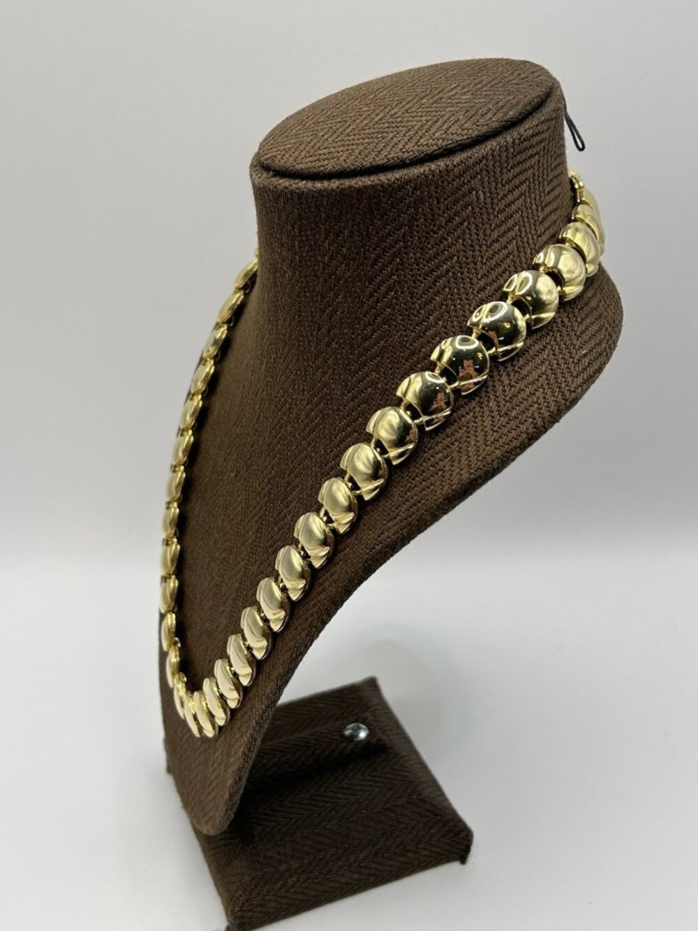 Vintage Necklace Gold Tone Chunky Crescent Link 18” Statement Jewelry Retro MCM - Picture 4 of 13